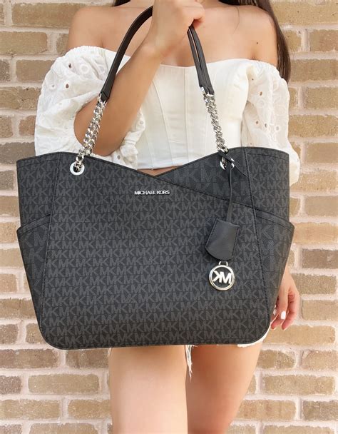 michael kors bundle 3 for $229 sale 2022|Michael Kors purses sale.